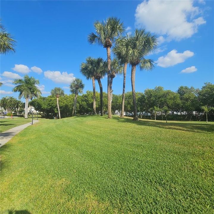 En Venta: $349,900 (2 camas, 2 baños, 1170 Pies cuadrados)