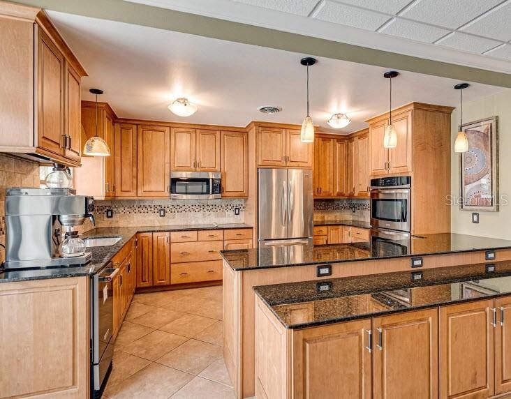 En Venta: $349,900 (2 camas, 2 baños, 1170 Pies cuadrados)