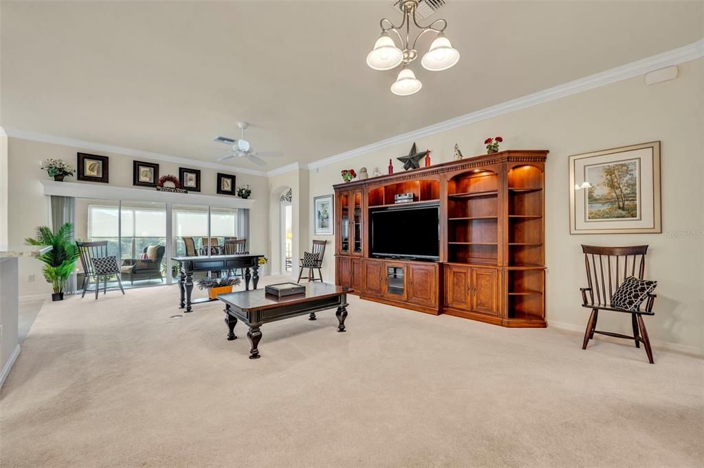 На продажу: $545,900 (3 спален, 2 ванн, 2066 Квадратных фут)