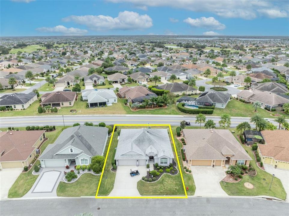 На продажу: $545,900 (3 спален, 2 ванн, 2066 Квадратных фут)