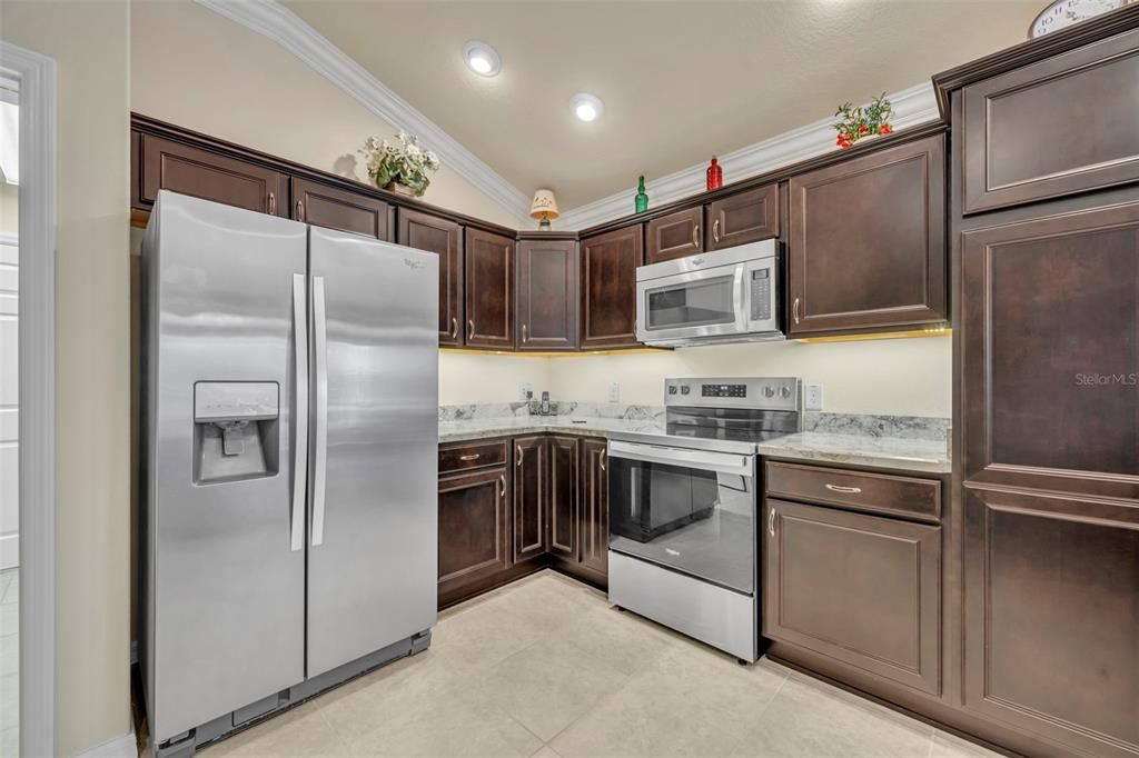 На продажу: $545,900 (3 спален, 2 ванн, 2066 Квадратных фут)