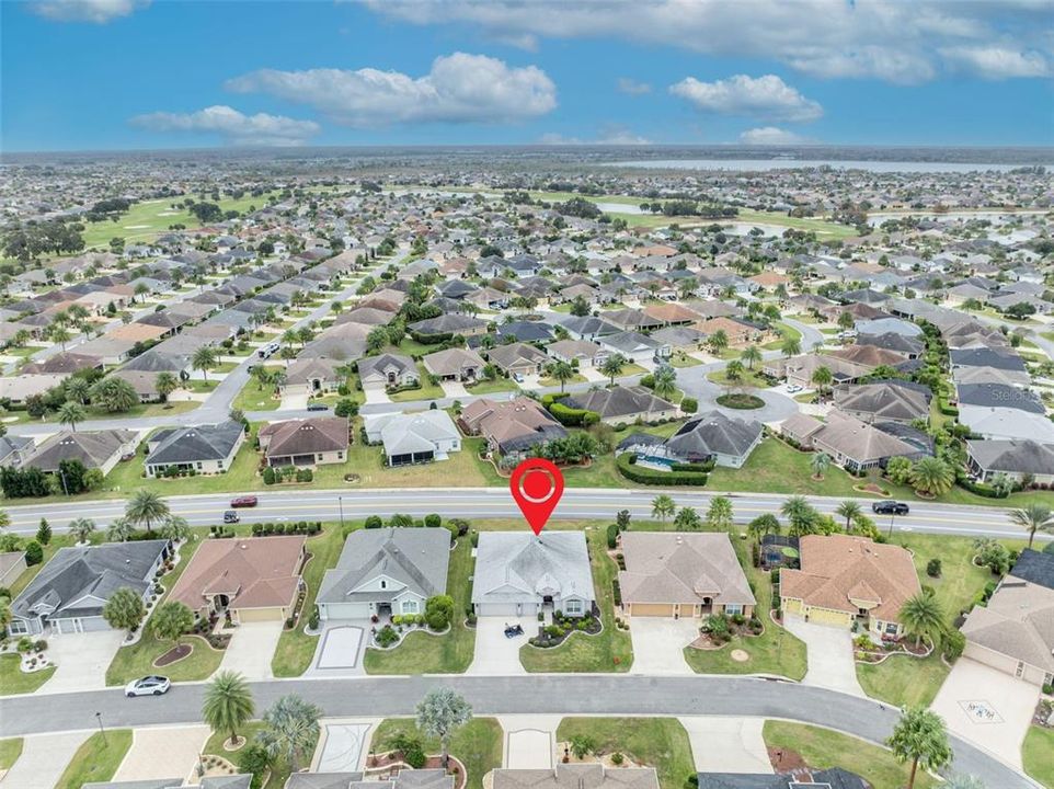 На продажу: $545,900 (3 спален, 2 ванн, 2066 Квадратных фут)