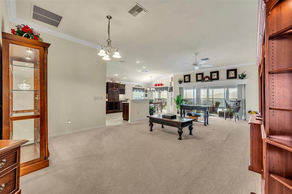 На продажу: $545,900 (3 спален, 2 ванн, 2066 Квадратных фут)