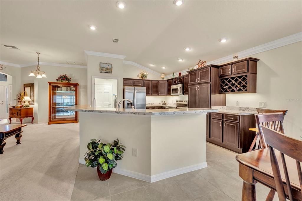 На продажу: $545,900 (3 спален, 2 ванн, 2066 Квадратных фут)