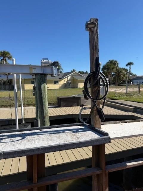 На продажу: $625,000 (3 спален, 3 ванн, 1922 Квадратных фут)