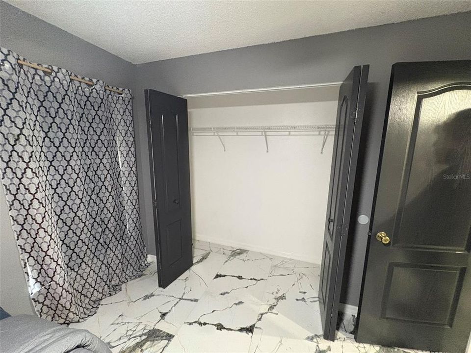 For Sale: $314,000 (3 beds, 2 baths, 1256 Square Feet)