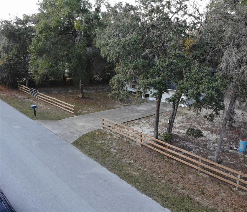 For Sale: $314,000 (3 beds, 2 baths, 1256 Square Feet)