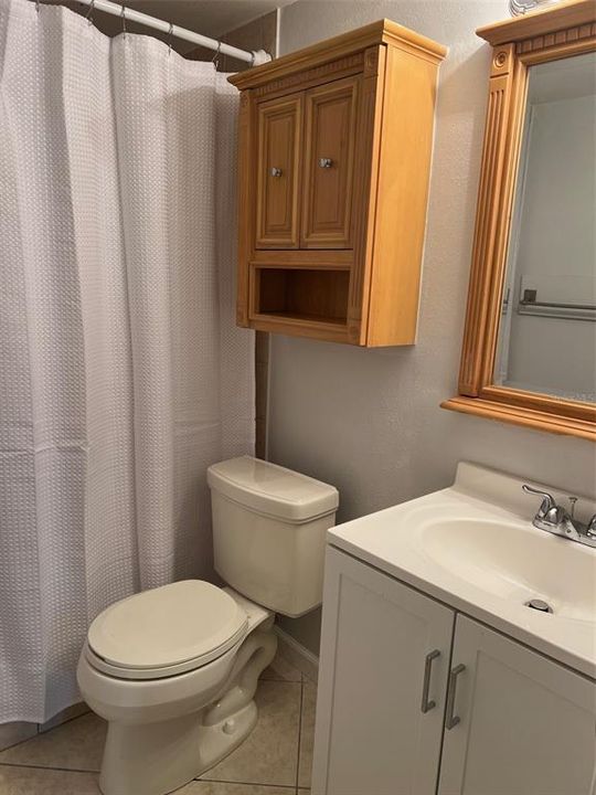 待售: $179,999 (2 贝兹, 1 浴室, 765 平方英尺)