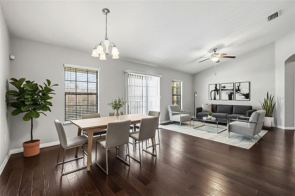 For Sale: $288,000 (2 beds, 2 baths, 1253 Square Feet)