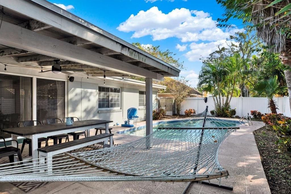 En Venta: $549,000 (3 camas, 2 baños, 1668 Pies cuadrados)