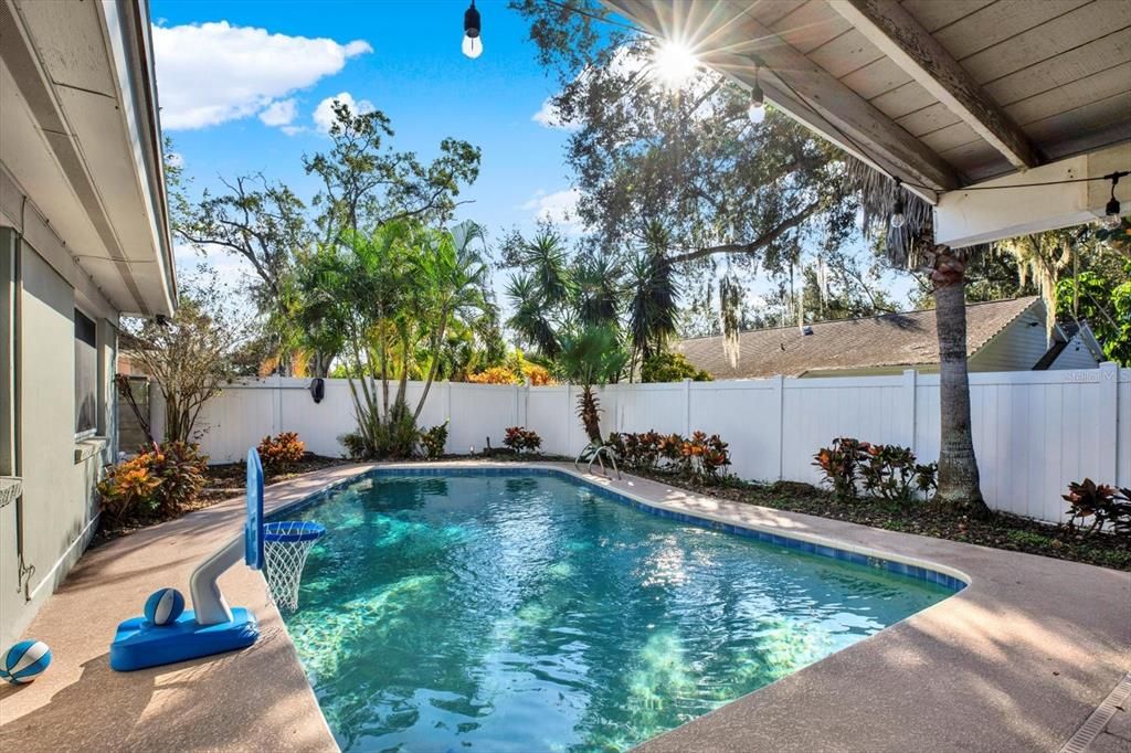 En Venta: $549,000 (3 camas, 2 baños, 1668 Pies cuadrados)