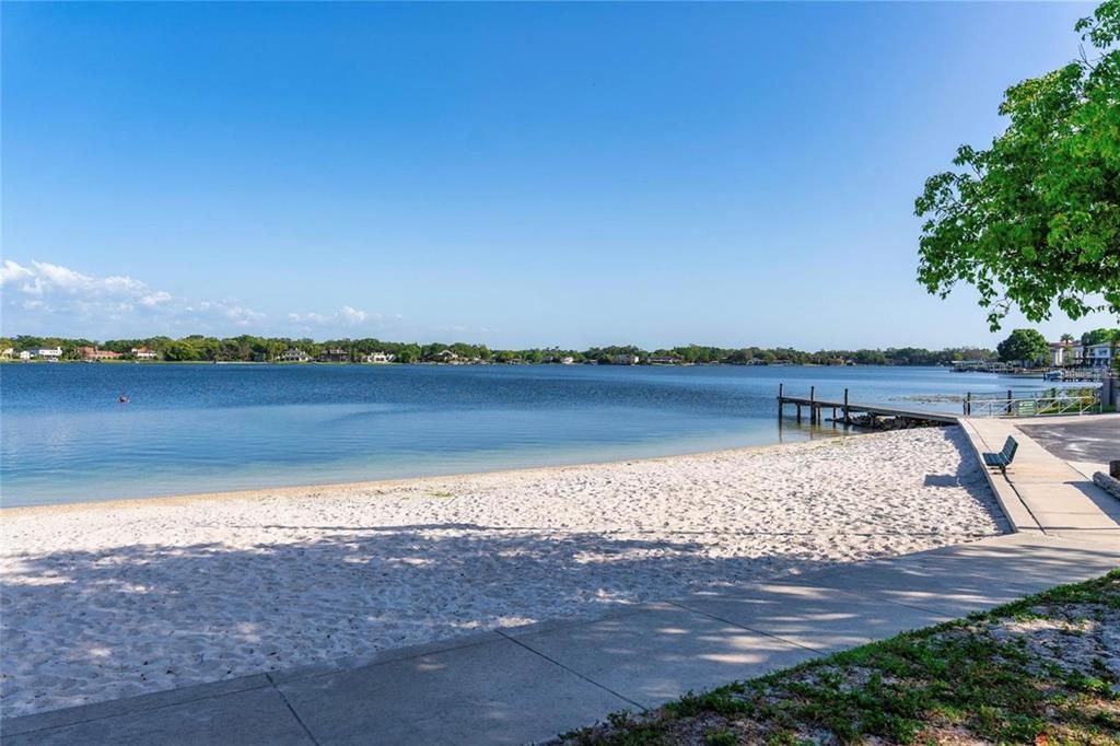 En Venta: $549,000 (3 camas, 2 baños, 1668 Pies cuadrados)