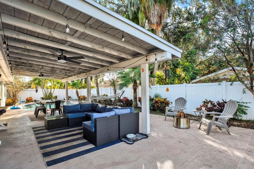 En Venta: $549,000 (3 camas, 2 baños, 1668 Pies cuadrados)