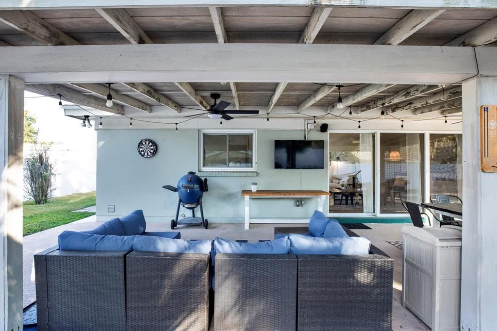 En Venta: $549,000 (3 camas, 2 baños, 1668 Pies cuadrados)