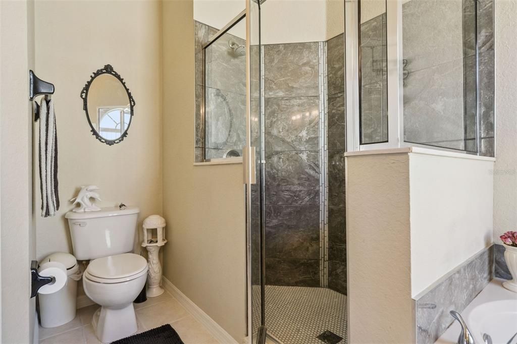 For Sale: $475,000 (4 beds, 3 baths, 1908 Square Feet)