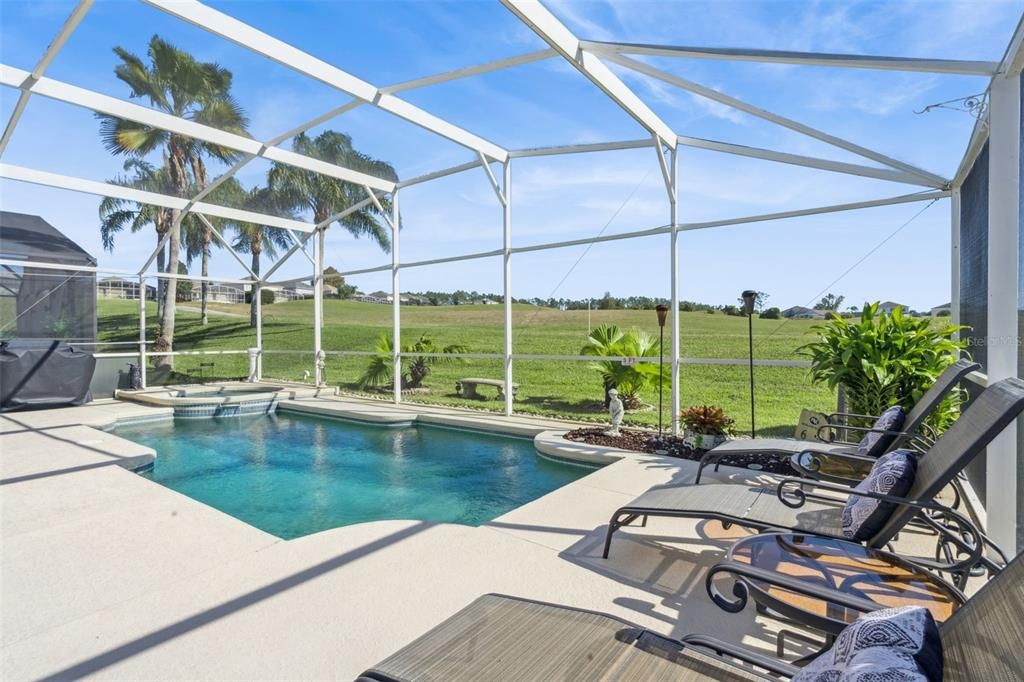 For Sale: $475,000 (4 beds, 3 baths, 1908 Square Feet)