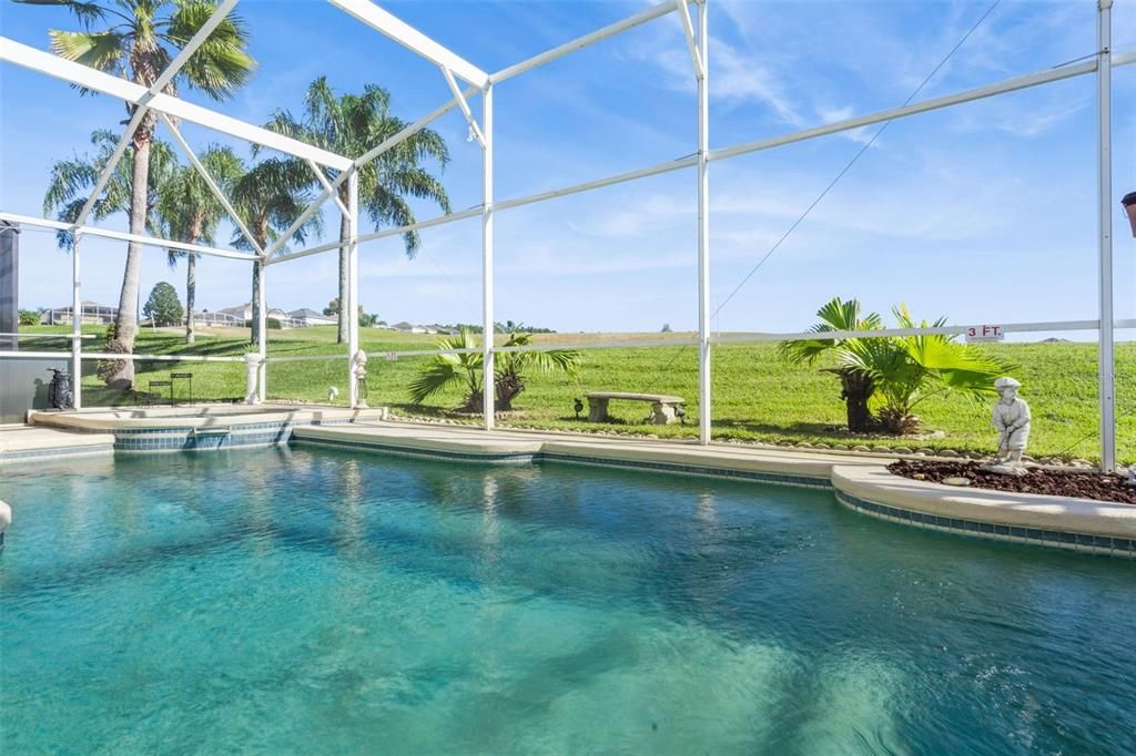 For Sale: $475,000 (4 beds, 3 baths, 1908 Square Feet)