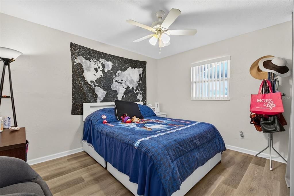 For Rent: $3,695 (3 beds, 2 baths, 2716 Square Feet)