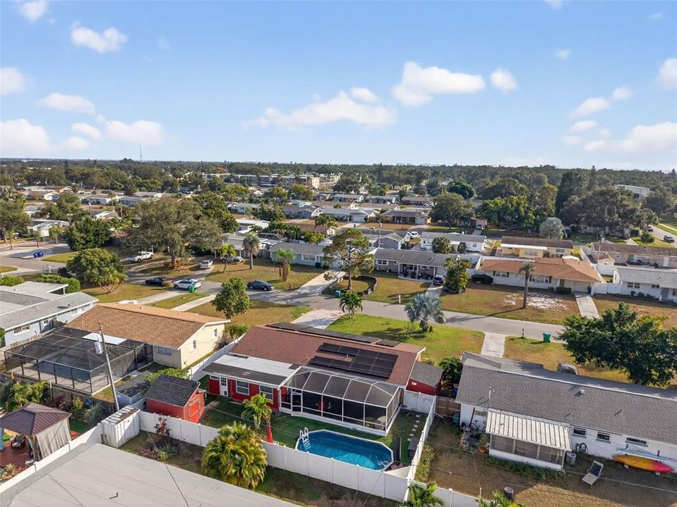 For Rent: $3,695 (3 beds, 2 baths, 2716 Square Feet)