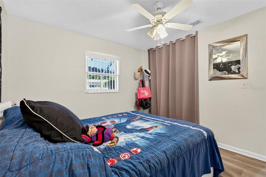 For Rent: $3,695 (3 beds, 2 baths, 2716 Square Feet)