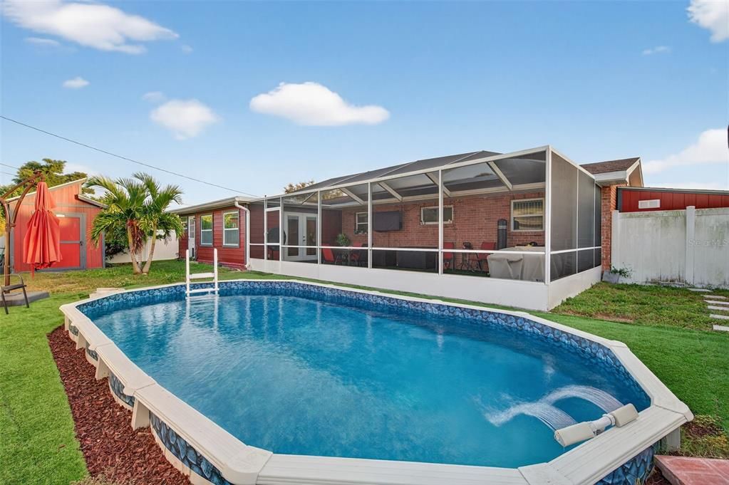 For Rent: $3,695 (3 beds, 2 baths, 2716 Square Feet)