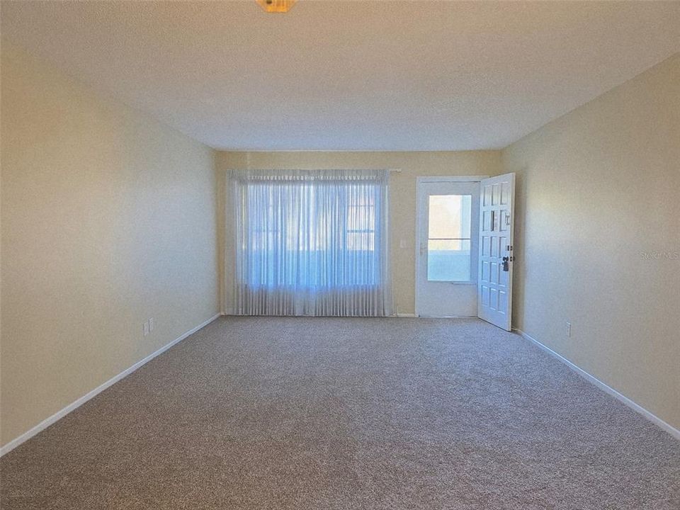 For Rent: $1,450 (2 beds, 2 baths, 1100 Square Feet)