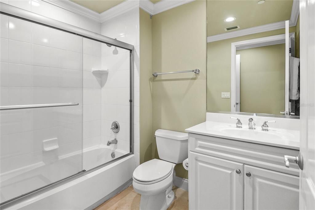 For Sale: $1,215,000 (3 beds, 2 baths, 2110 Square Feet)