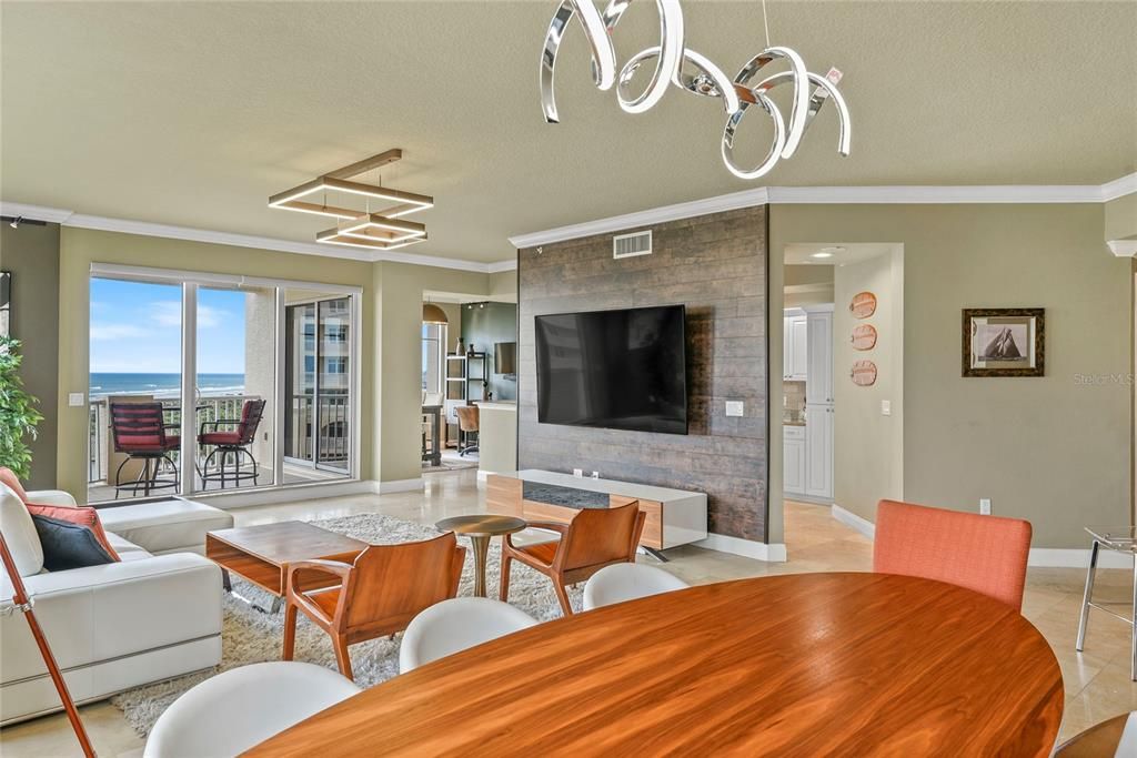 For Sale: $1,215,000 (3 beds, 2 baths, 2110 Square Feet)