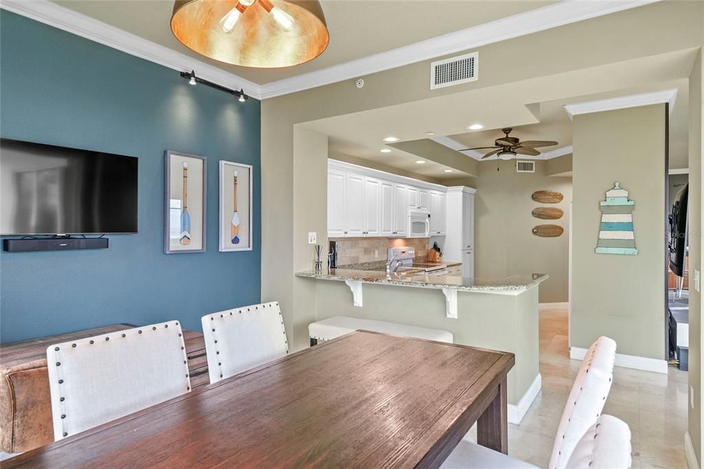 For Sale: $1,215,000 (3 beds, 2 baths, 2110 Square Feet)