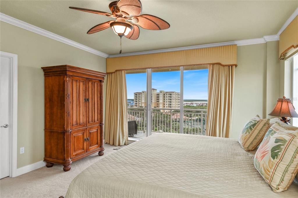 For Sale: $1,215,000 (3 beds, 2 baths, 2110 Square Feet)