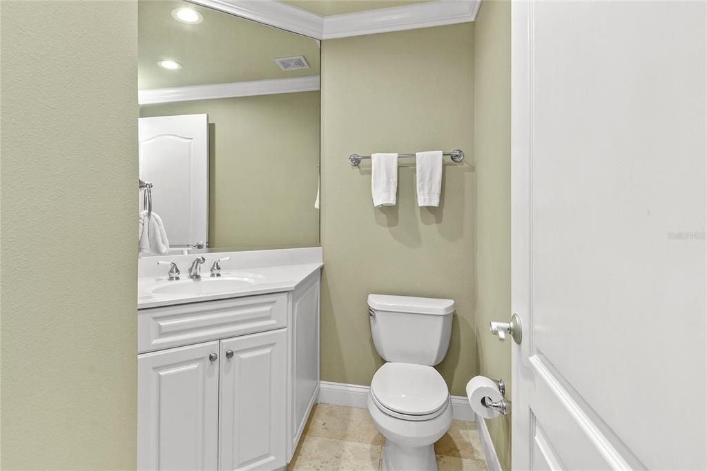 For Sale: $1,215,000 (3 beds, 2 baths, 2110 Square Feet)