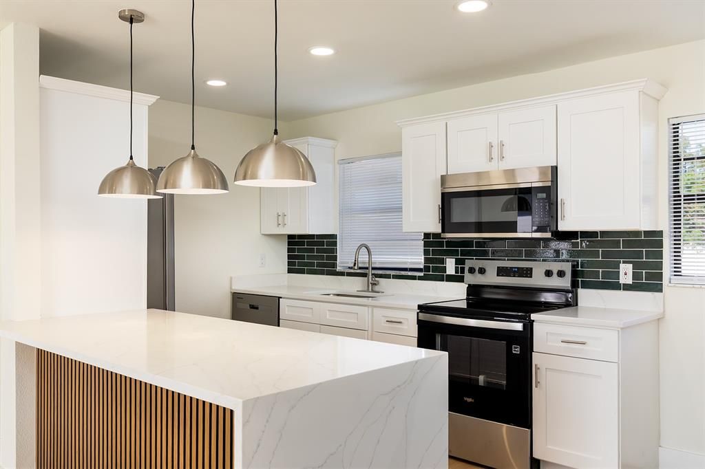 待售: $314,990 (3 贝兹, 2 浴室, 1026 平方英尺)