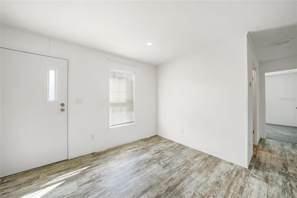 待售: $225,000 (3 贝兹, 2 浴室, 1248 平方英尺)