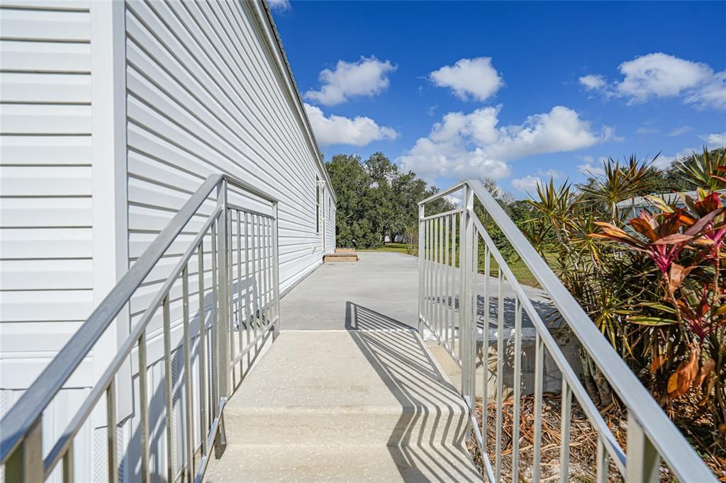 待售: $225,000 (3 贝兹, 2 浴室, 1248 平方英尺)