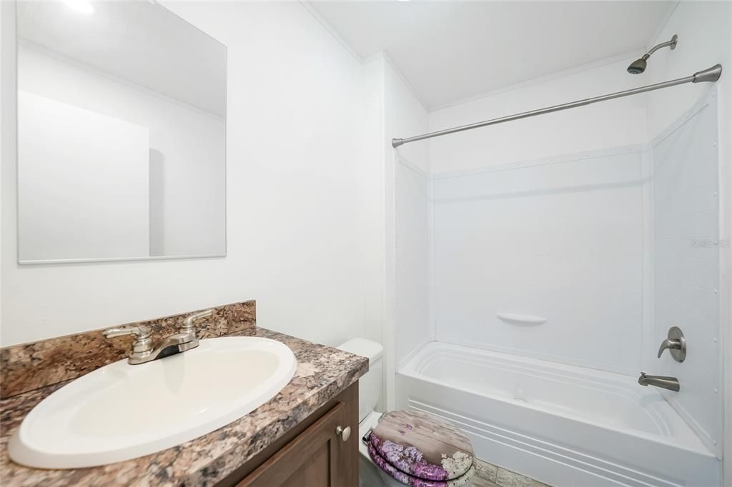 待售: $225,000 (3 贝兹, 2 浴室, 1248 平方英尺)