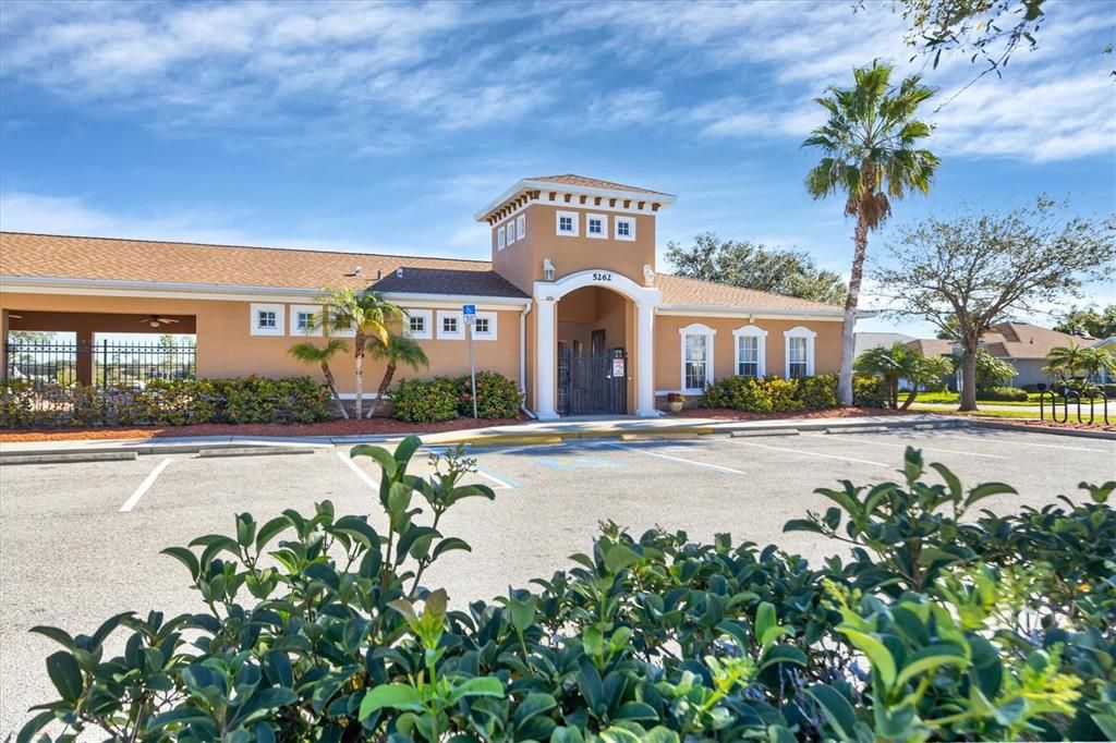 For Sale: $375,000 (3 beds, 2 baths, 1551 Square Feet)