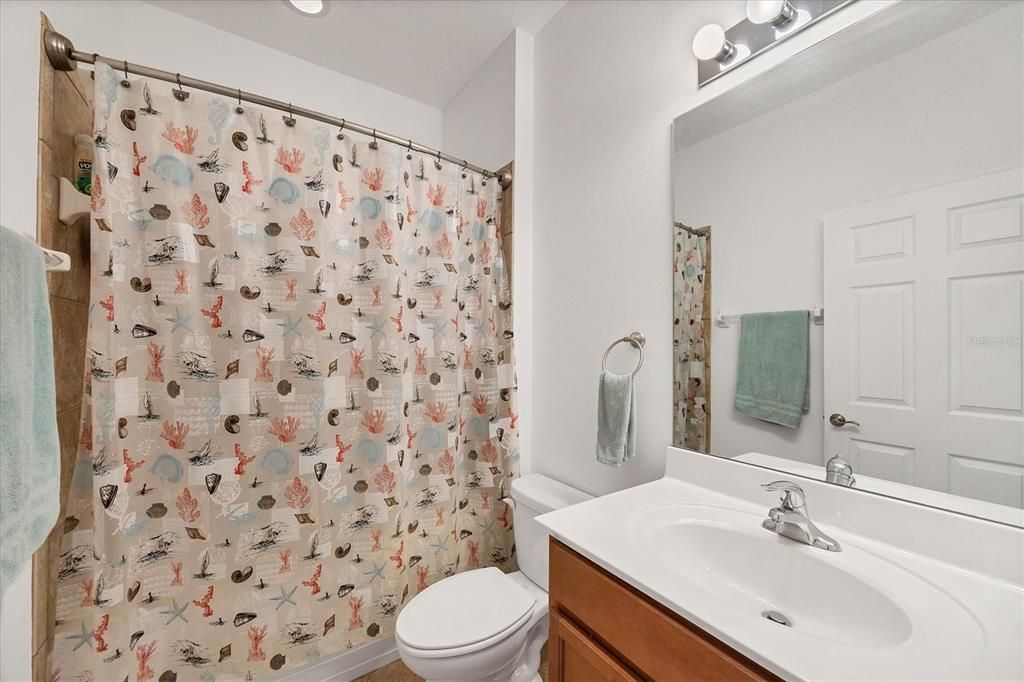 For Sale: $375,000 (3 beds, 2 baths, 1551 Square Feet)