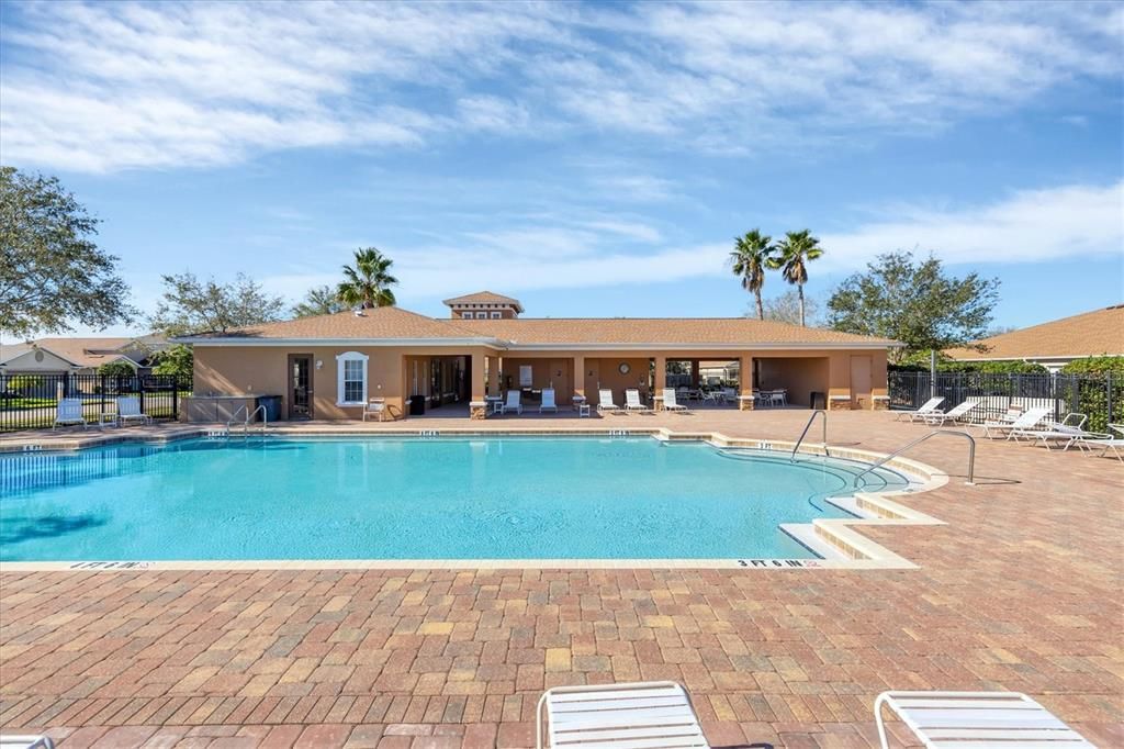 For Sale: $375,000 (3 beds, 2 baths, 1551 Square Feet)