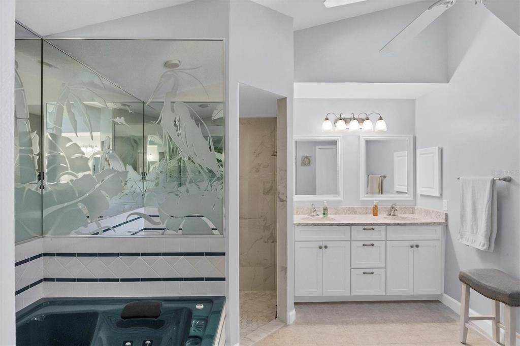 For Sale: $539,900 (3 beds, 2 baths, 2024 Square Feet)