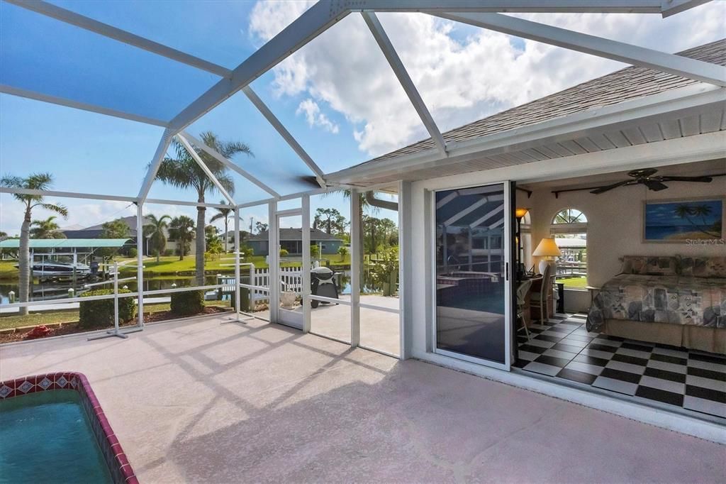 For Sale: $539,900 (3 beds, 2 baths, 2024 Square Feet)