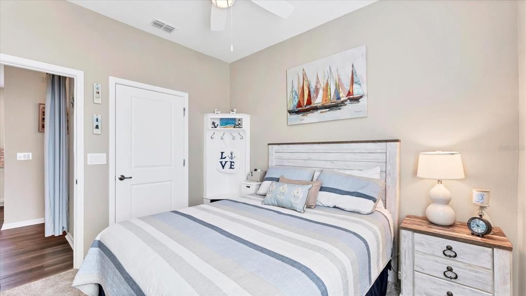 For Sale: $396,000 (2 beds, 2 baths, 1400 Square Feet)