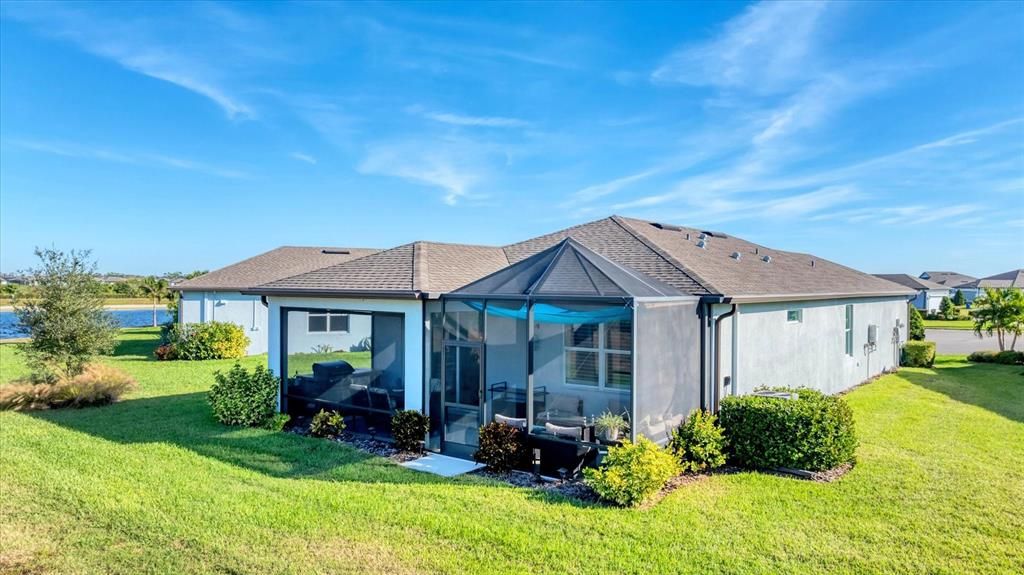 For Sale: $396,000 (2 beds, 2 baths, 1400 Square Feet)