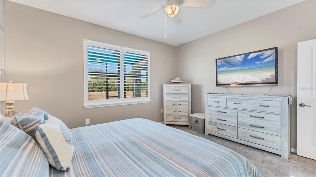 For Sale: $396,000 (2 beds, 2 baths, 1400 Square Feet)