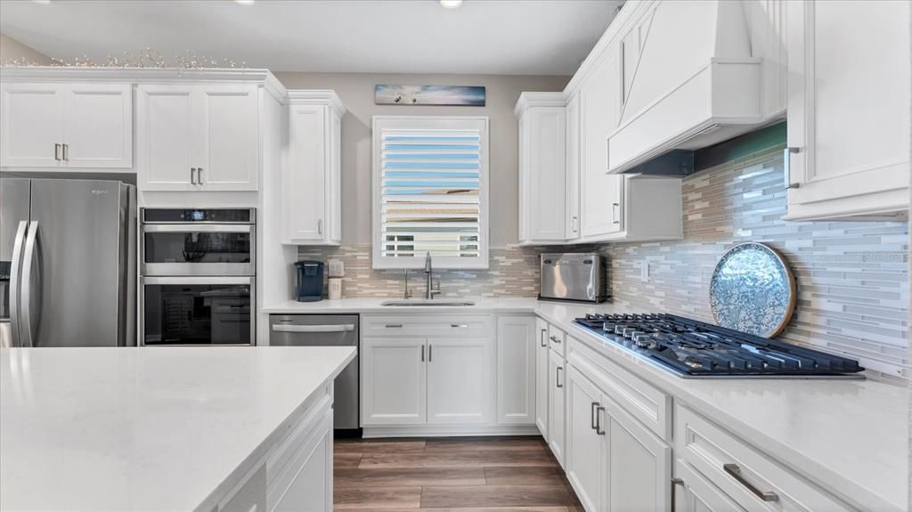 For Sale: $396,000 (2 beds, 2 baths, 1400 Square Feet)