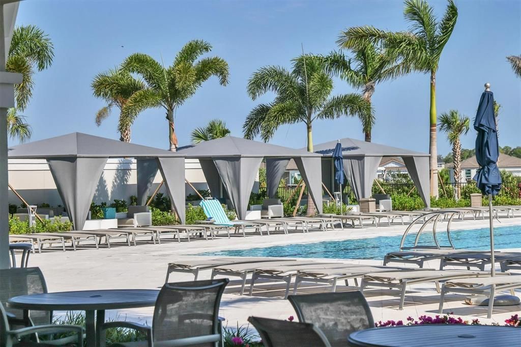 For Sale: $396,000 (2 beds, 2 baths, 1400 Square Feet)