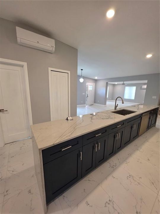 На продажу: $460,000 (3 спален, 2 ванн, 2037 Квадратных фут)