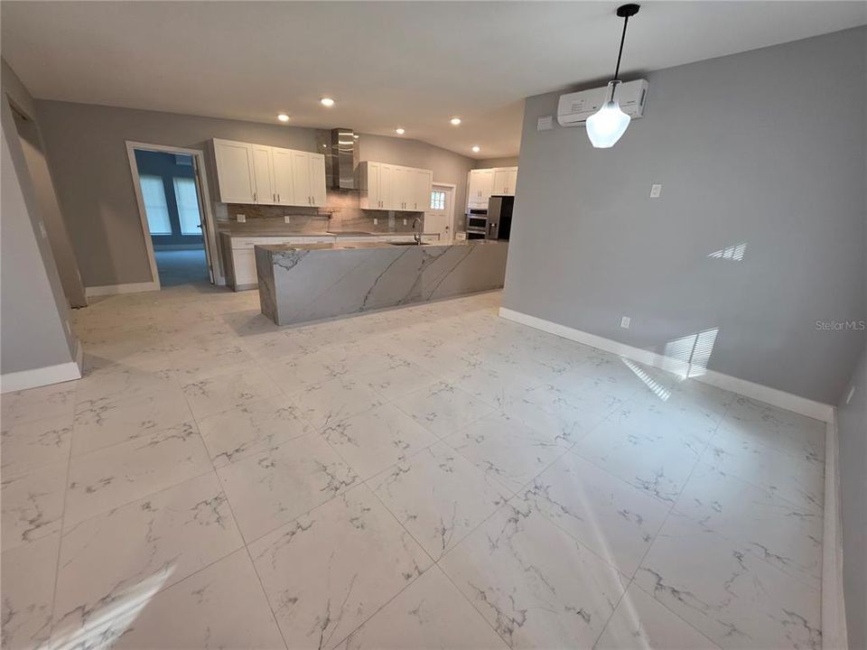 На продажу: $460,000 (3 спален, 2 ванн, 2037 Квадратных фут)