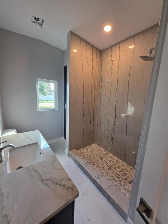 На продажу: $460,000 (3 спален, 2 ванн, 2037 Квадратных фут)