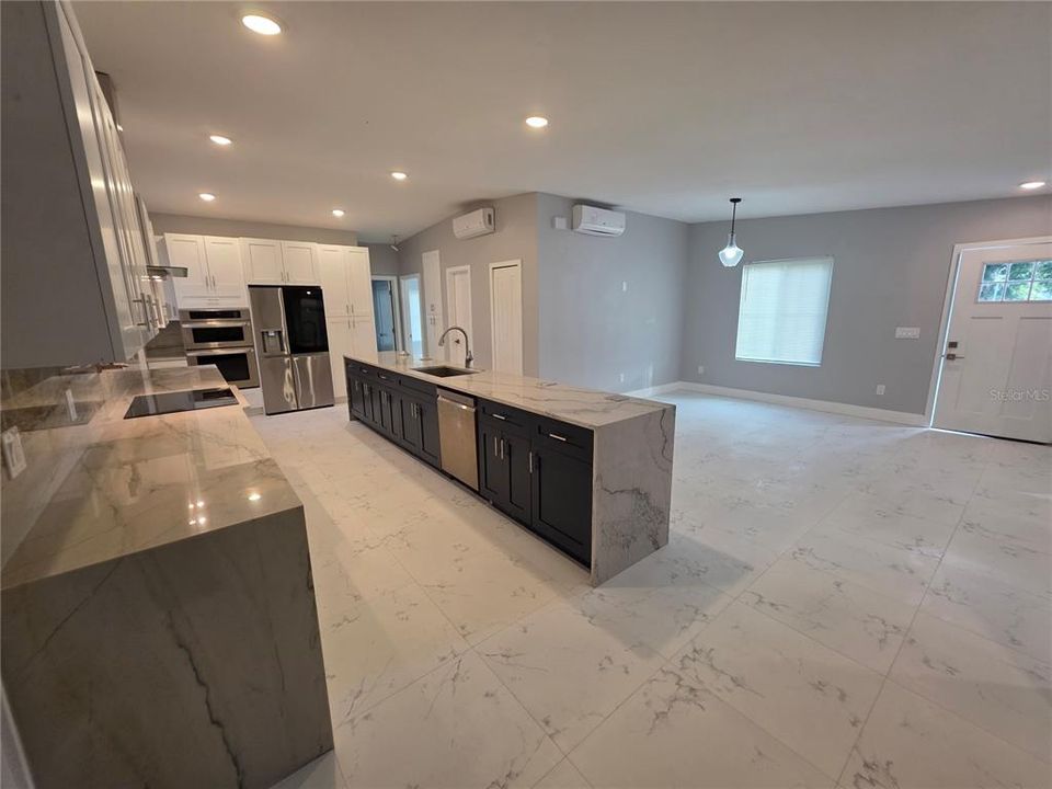 На продажу: $460,000 (3 спален, 2 ванн, 2037 Квадратных фут)