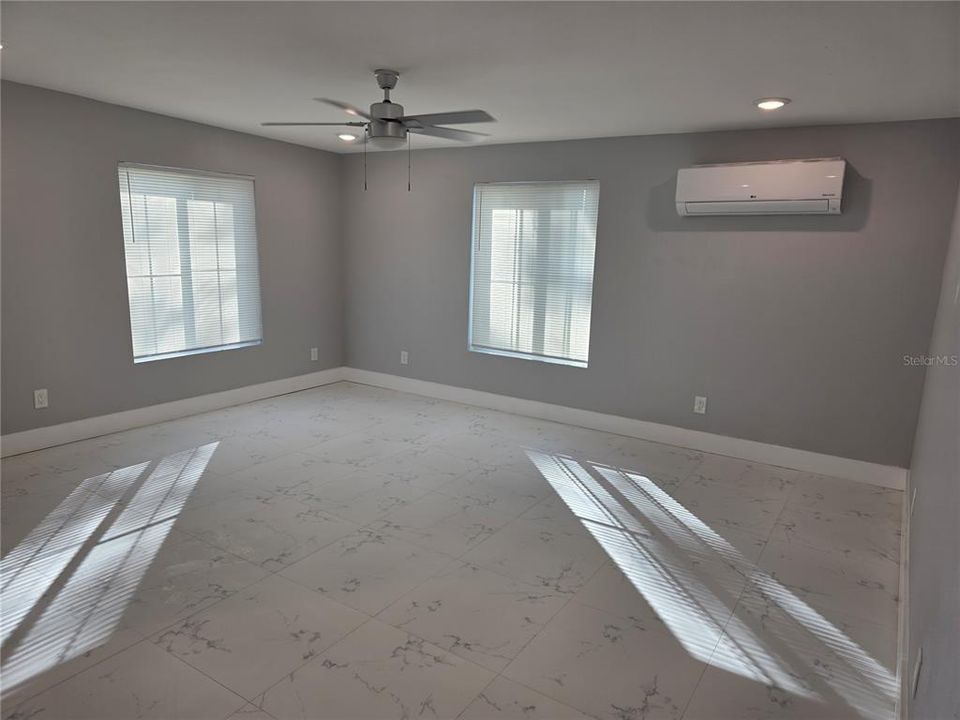 На продажу: $460,000 (3 спален, 2 ванн, 2037 Квадратных фут)